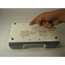 Замена резервных батарей iHome iH9